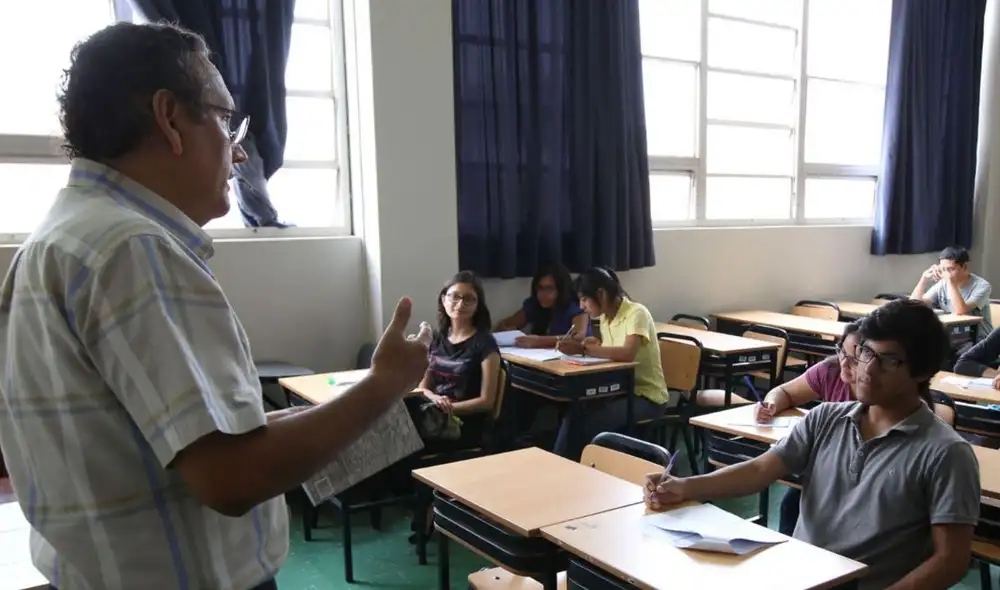 Congreso promulga Ley que flexibiliza requisitos académicos para docentes universitarios