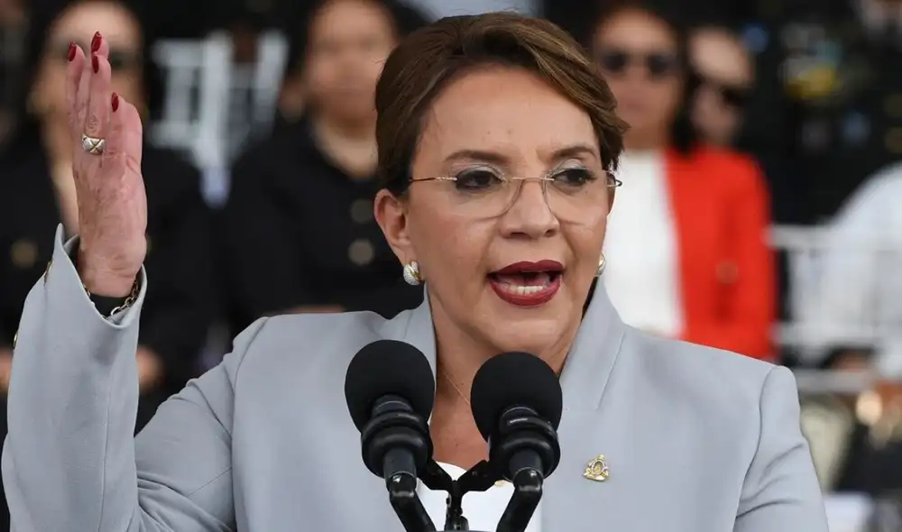 Xiomara Castro pide a Trump diálogo sobre las elecciones. Foto: AFP Xiomara Castro pide a Trump diálogo sobre las elecciones. Foto: AFP