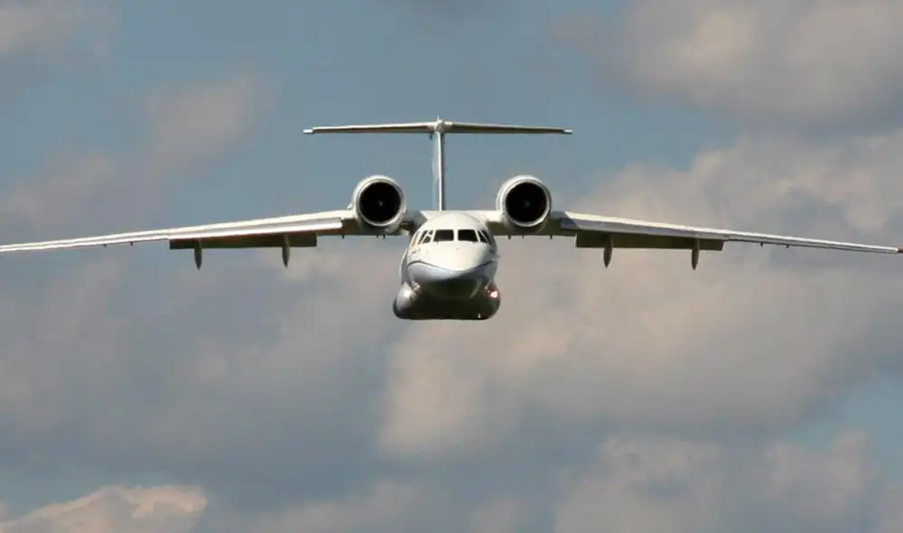 Antonov informó al gobierno peruano que el modelo An-74 ya no lo fabrica desde 2003 y que no le ha dado licencia a nadie para hacerlo. Foto: Antonov Company