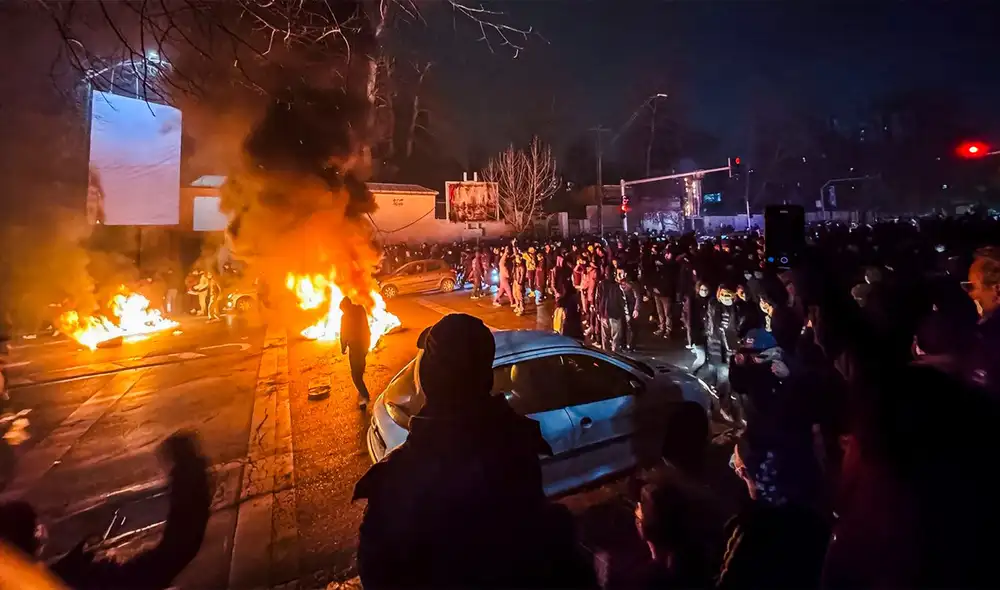 Las fuerzas de seguridad y las unidades de inteligencia de la Guardia Revolucionaria iraní han detenido a activistas, abogados y ciudadanos comunes.