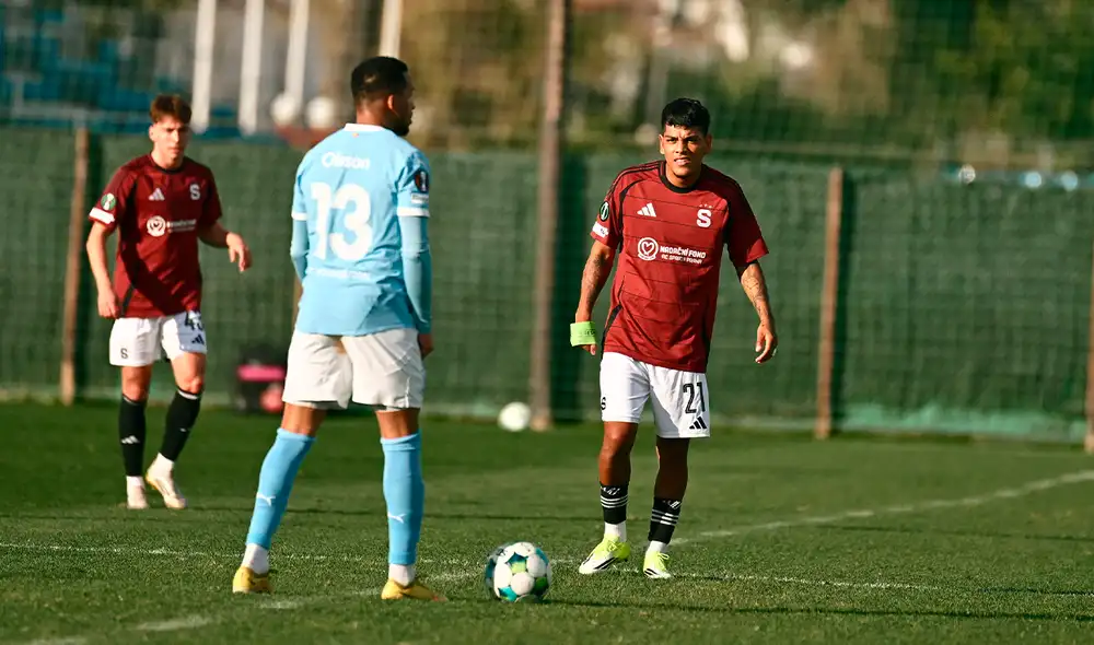 Joao Grimaldo sumó sus primeros minutos con el Sparta Praga. Foto: Sparta Praga