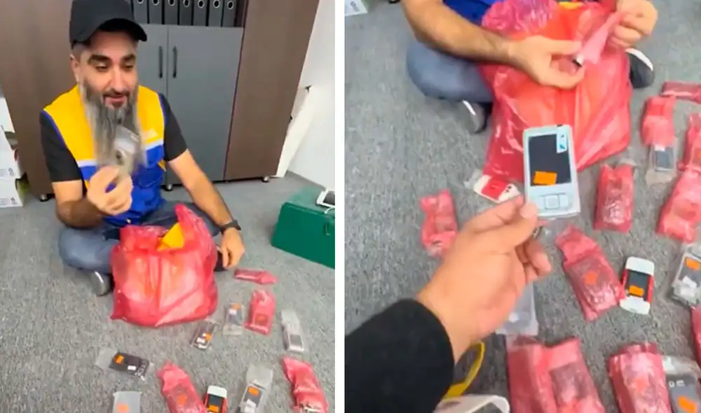 El emprendedor tomó con humor e incluso quiso sacar algunas fotos con los celulares obsoletos.