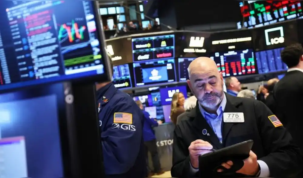 La amenaza de Trump de imponer aranceles a los países europeos se concreta en pérdidas para los principales índices bursátiles del mundo.