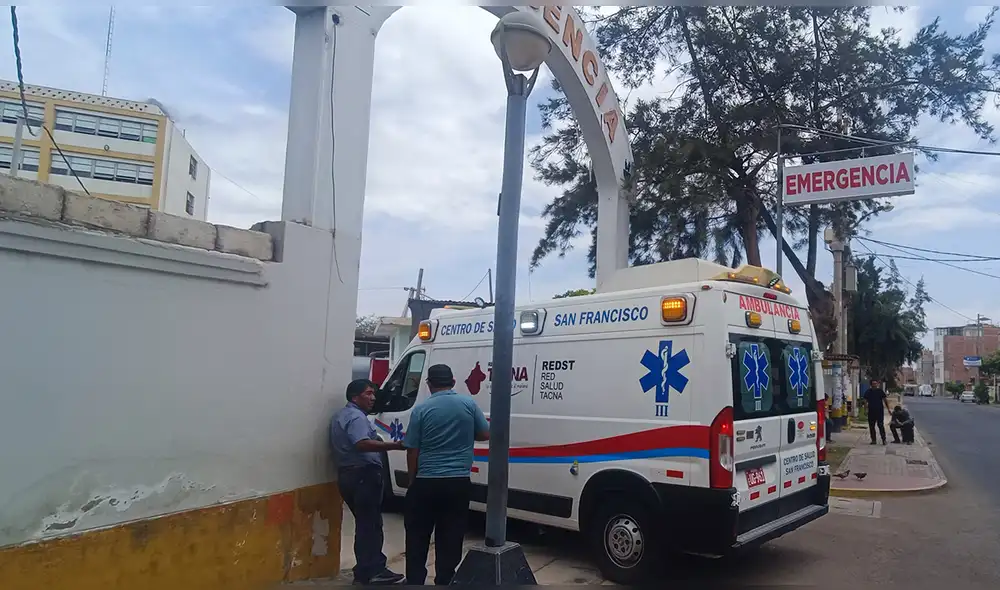 La víctima fue trasladado hospital Hipólito Unanue, donde los médicos certificaron su deceso. Foto: Liz Ferrer, La República La víctima fue trasladado hospital Hipólito Unanue, donde los médicos certificaron su deceso. Foto: Liz Ferrer, La República