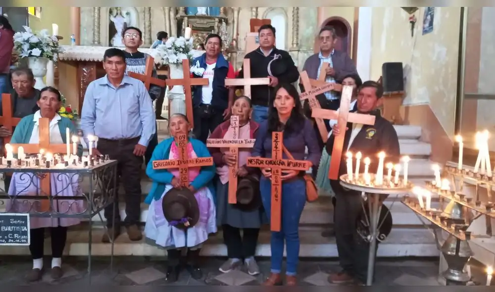 Familiares de víctimas de la masacre de Cayara exigen justicia Familiares de víctimas de la masacre de Cayara exigen justicia