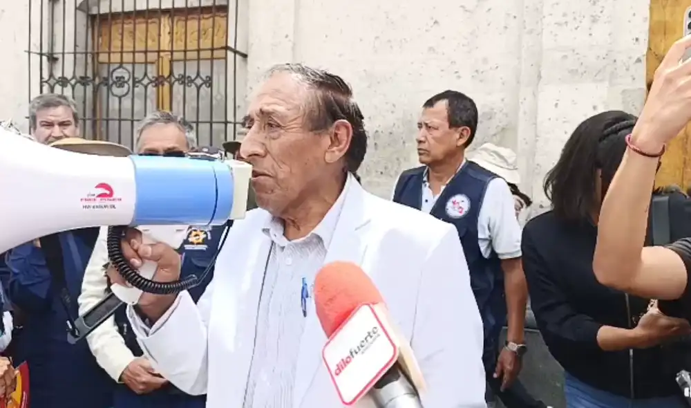 Médicos en Arequipa protestaron por falta de equipamiento e insumos en sus centros de salud. Médicos en Arequipa protestaron por falta de equipamiento e insumos en sus centros de salud.