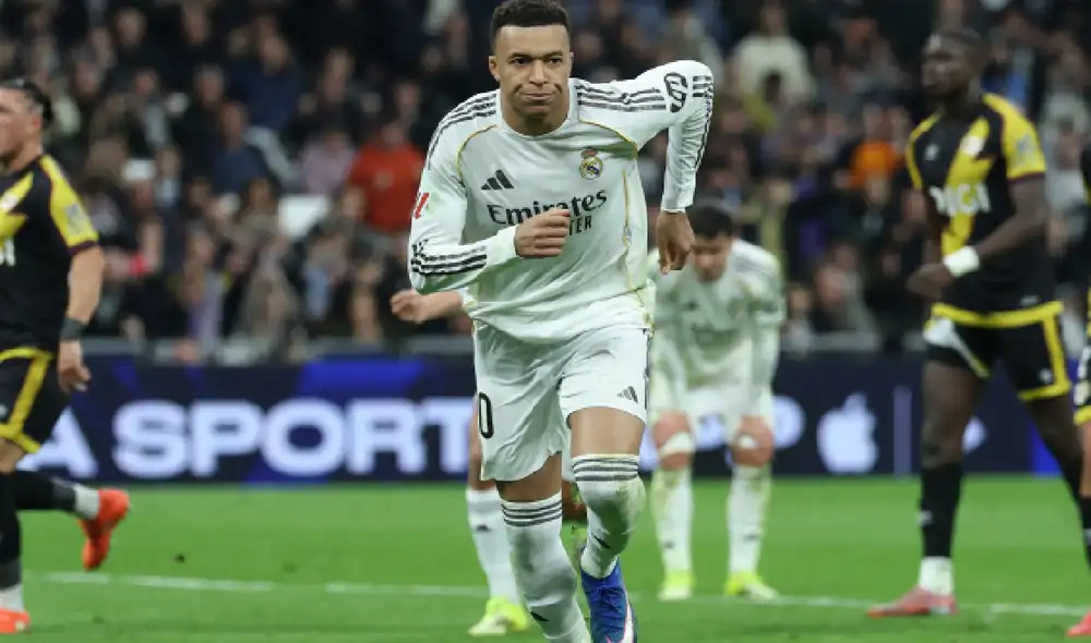 Mbappé marcó de penal.