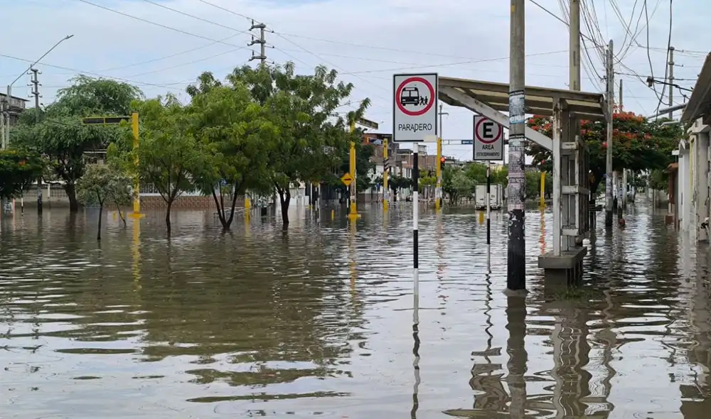 Piura registra inundaciones pese a lluvias de baja intensidad Piura registra inundaciones pese a lluvias de baja intensidad