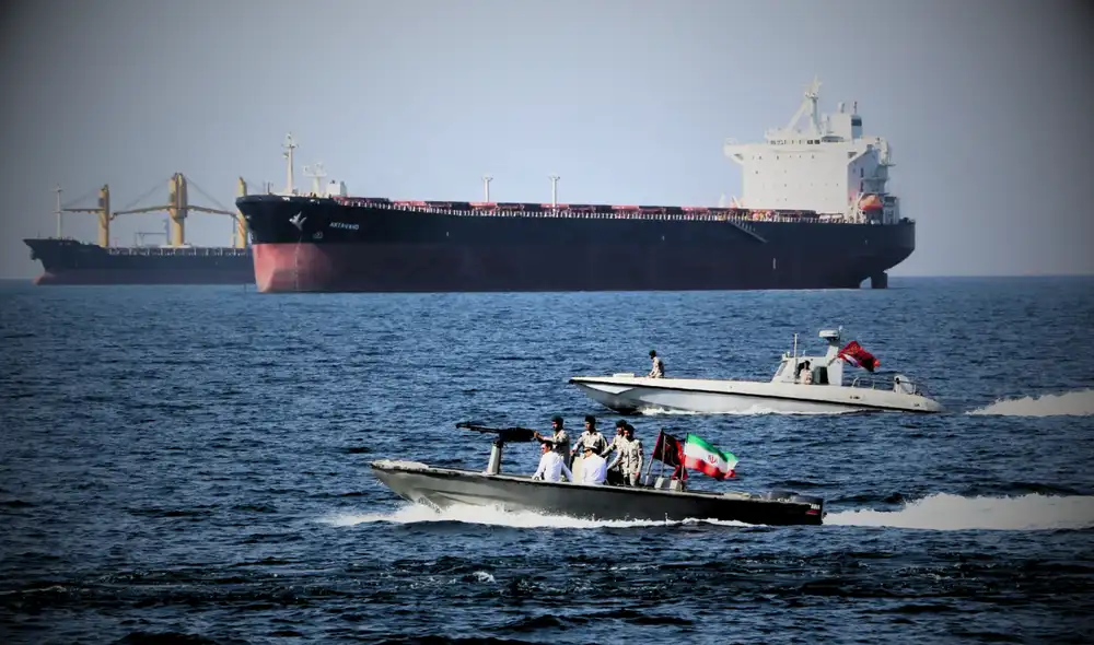 Irán informó que en los barcos petroleros interceptados había un total de 15 extranjeros.