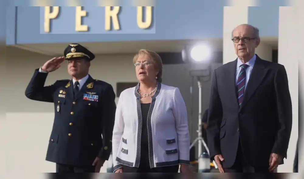 Michelle Bachelet con el canciller peruano