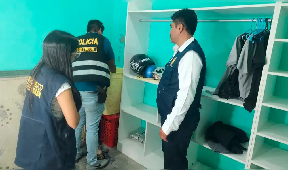 El agente fue identificado como Anhelo David Arévalo Mendoza, aceptó haber solicitado 1.000 soles de coima a un ciudadano. Foto: Almendra Ruesta, La República