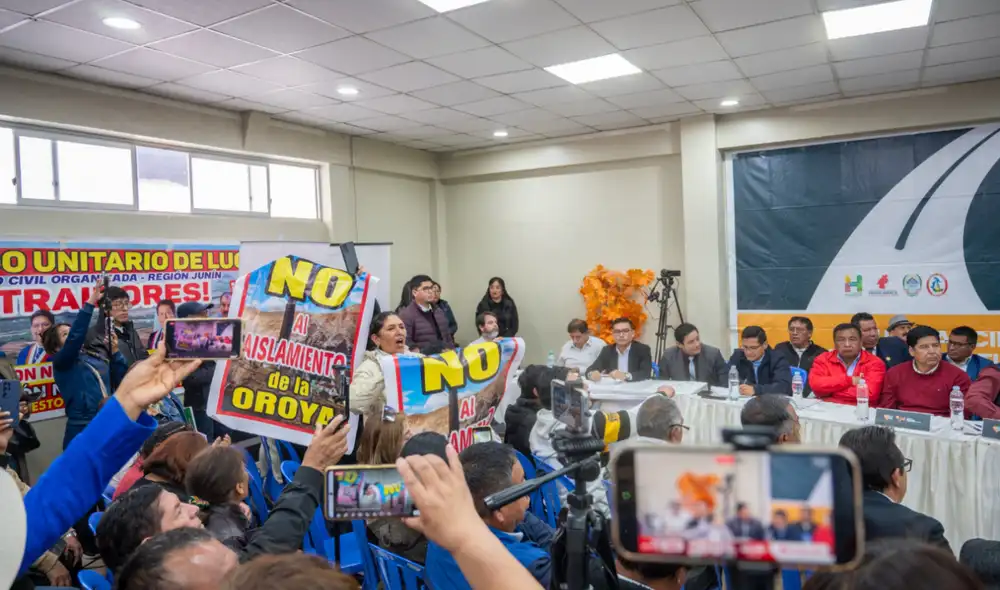 Mesa técnica macrorregional exige presupuesto, rechaza APP y advierte paros por la Nueva Carretera Central.