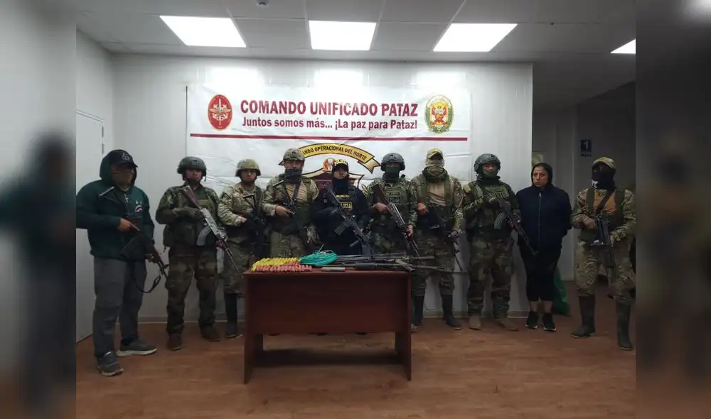 Armas de guerra incautados en Pataz. Foto: Mindef