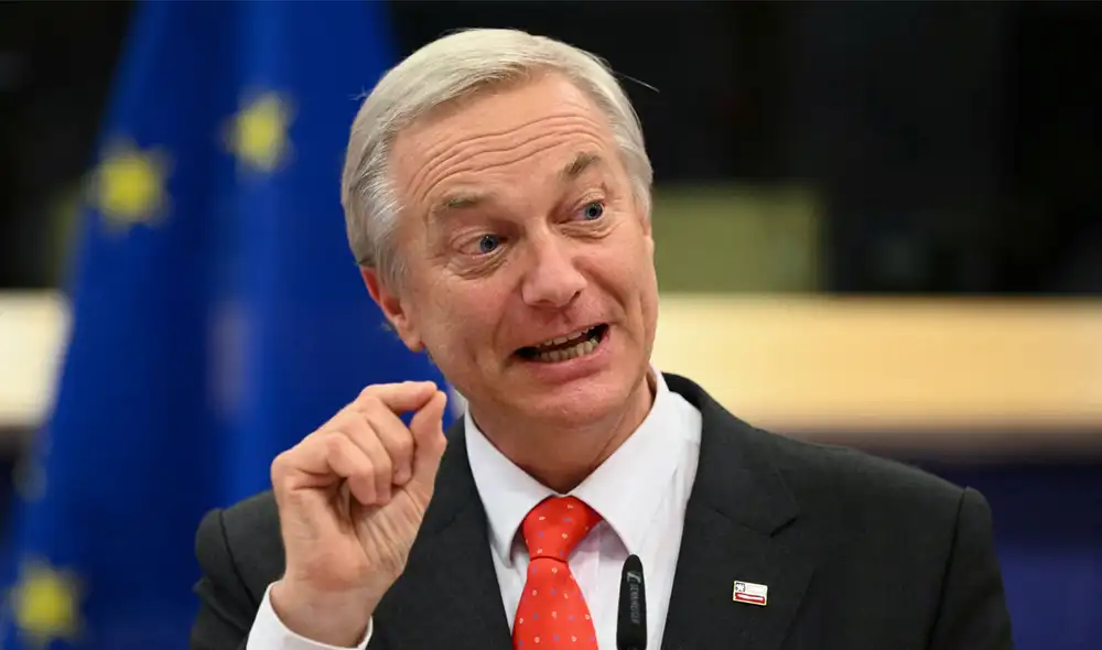 José Antonio Kast viajó a El Salvador para reunirse con Nayib Bukele y tratar temas de seguridad.