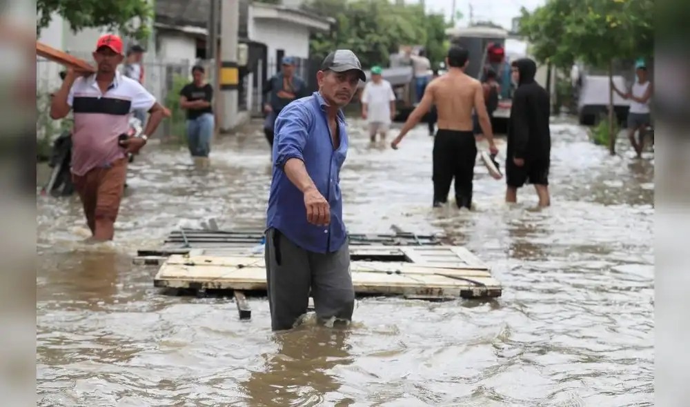 La población en Colombia lidian con los daños causados ​​por las inundaciones. Foto: ANSA