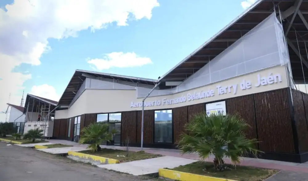 El 15 de febrero, LATAM Airlines canceló sus vuelos hacia la región.