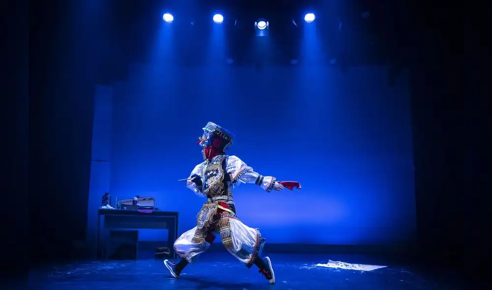 Escena de la obra 'El rincón de los muertos'. Escena de la obra 'El rincón de los muertos'.