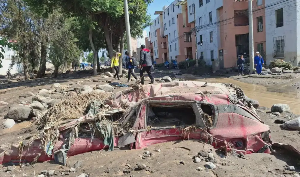 Medidas urgentes para reducir riesgos y responder a la emergencia en Perú Medidas urgentes para reducir riesgos y responder a la emergencia en Perú