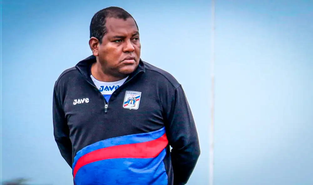 Luis Cordero fue subcampeón de la Liga Femenina en el 2022. Foto: Instagram/Carlos Mannucci