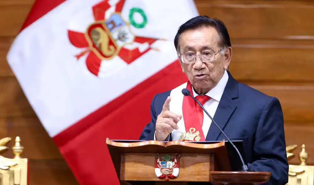 Presidente José María Balcázar impulsó ley de nombramiento automático y benefició a su propio hijo Presidente José María Balcázar impulsó ley de nombramiento automático y benefició a su propio hijo