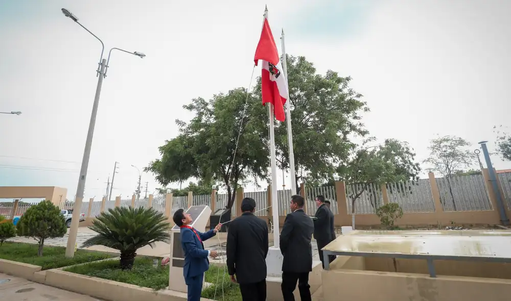 Las magistradas Ana Libia Jiménez Pineda y Cinthia Pamela Imán de la Cruz participaron en esta ceremonia. Fuente: Difusión.