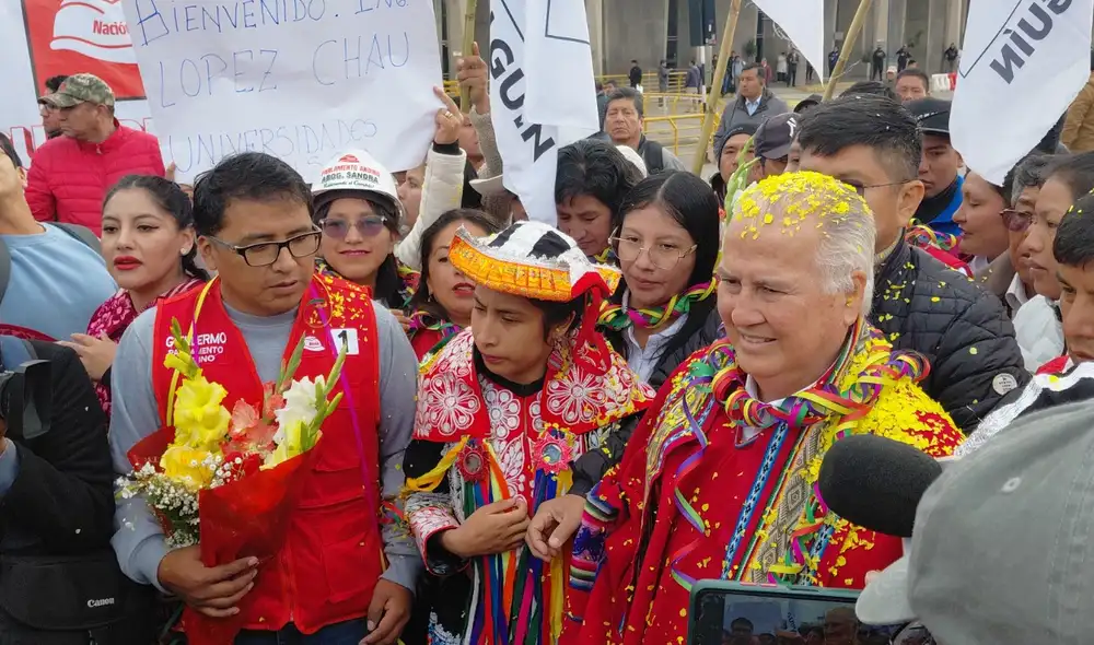 López Chau pide al Ejecutivo resolver problema de Camisea.