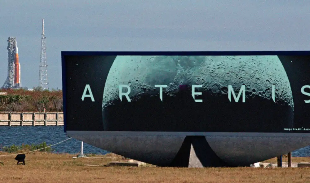 La misión Artemis II busca enviar astronautas al entorno lunar por primera vez en más de cinco décadas, con varias ventanas de lanzamiento definidas para abril de 2024. Foto: AFP.