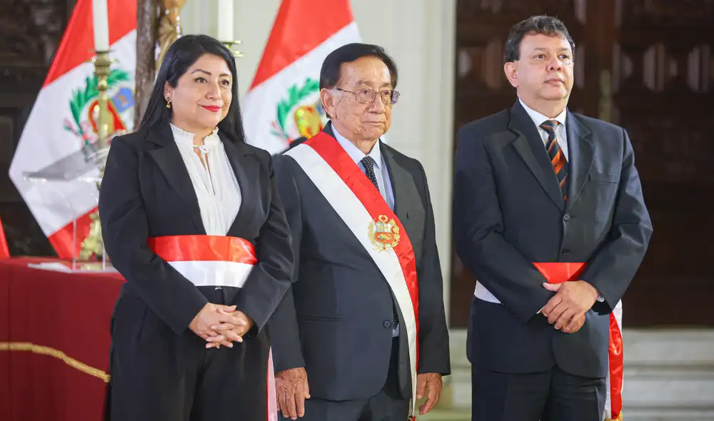 Nuevo ministro de Salud tomó juramento en Palacio de Gobierno. Foto: Presidencia