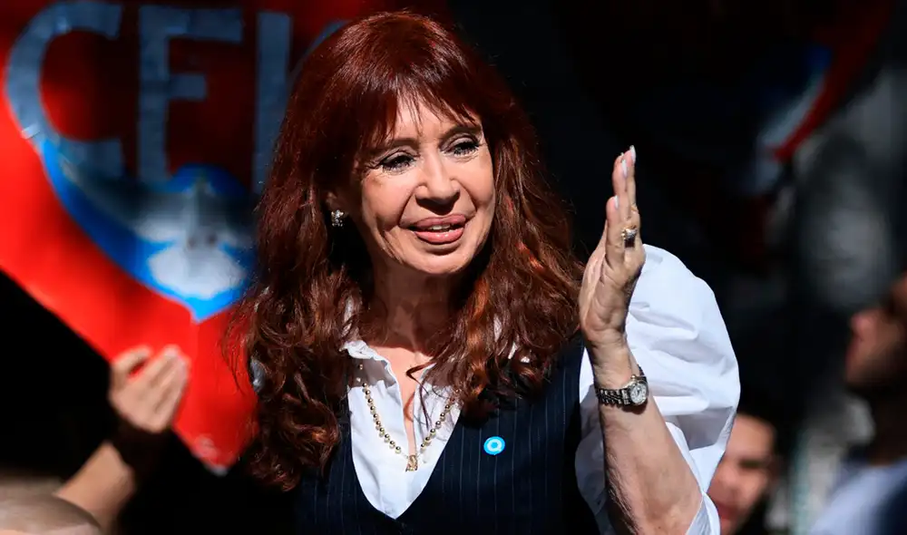 La expresidenta, de 73 años, cumple una condena de seis años de prisión bajo arresto domiciliario.