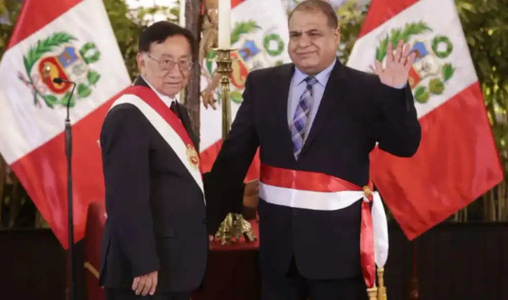 Rodolfo Acuña es el nuevo titular del MEF en reemplazo de Gerardo López.