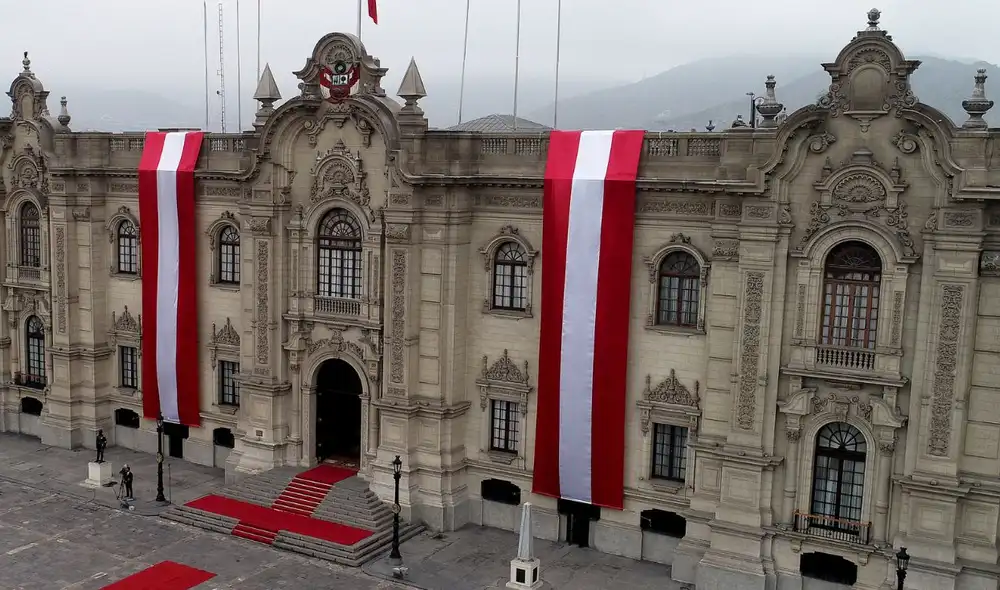 Los aciertos, errores y antecedentes de 6 candidatos presidenciales