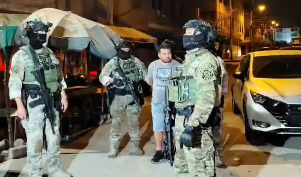 Despliegue policial en El Agustino permite detención de extranjero infiltrado en grupos de WhatsApp de choferes
