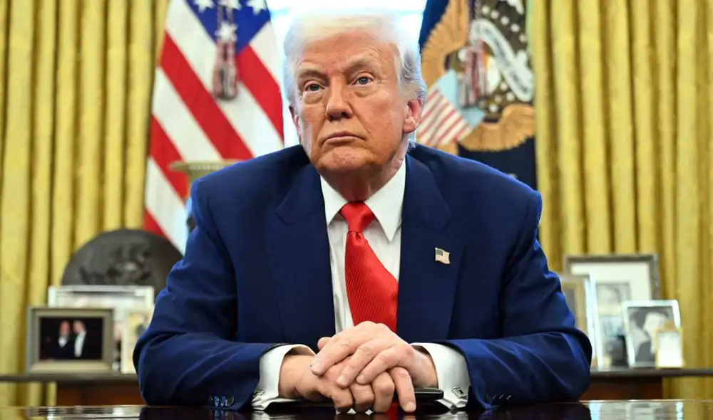 La advertencia del presidente se emitió a través de Truth Social, donde amenazó con aniquilar las plantas de energía iraníes si no se cumple el ultimátum.