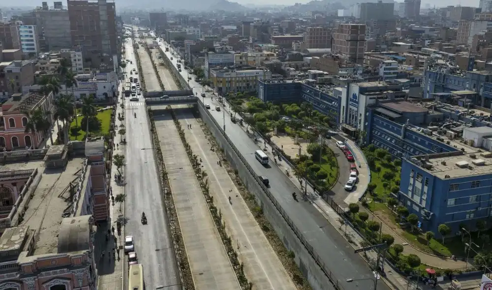 La Municipalidad Metropolitana de Lima informa sobre el progreso de la Vía Expresa Grau, un corredor vial de 2,8 km.