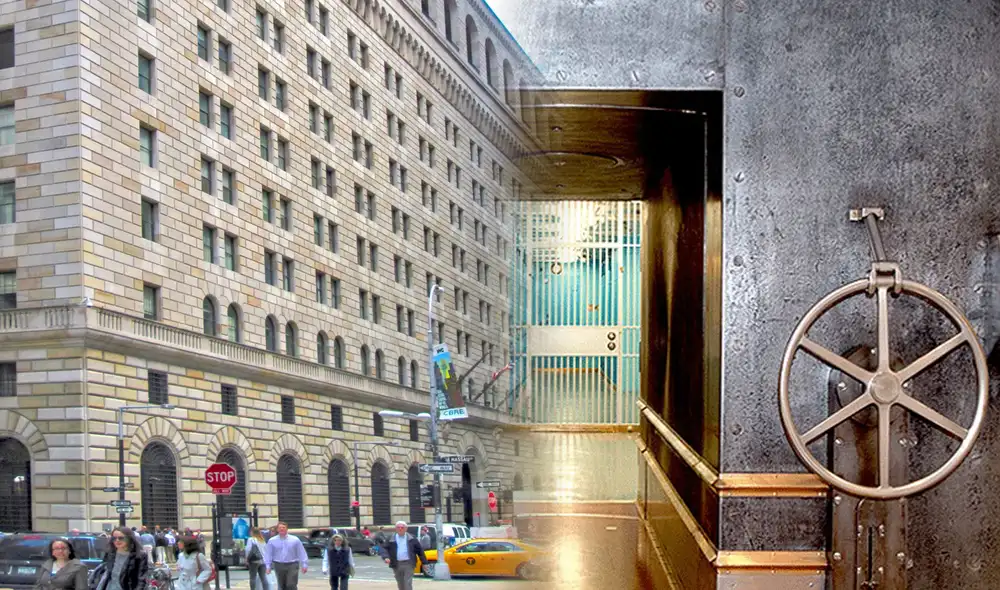 El Banco de la Reserva Federal de Nueva york permite visitas de manera gratuita a su museo y a la famosa bóveda de oro. El Banco de la Reserva Federal de Nueva york permite visitas de manera gratuita a su museo y a la famosa bóveda de oro.