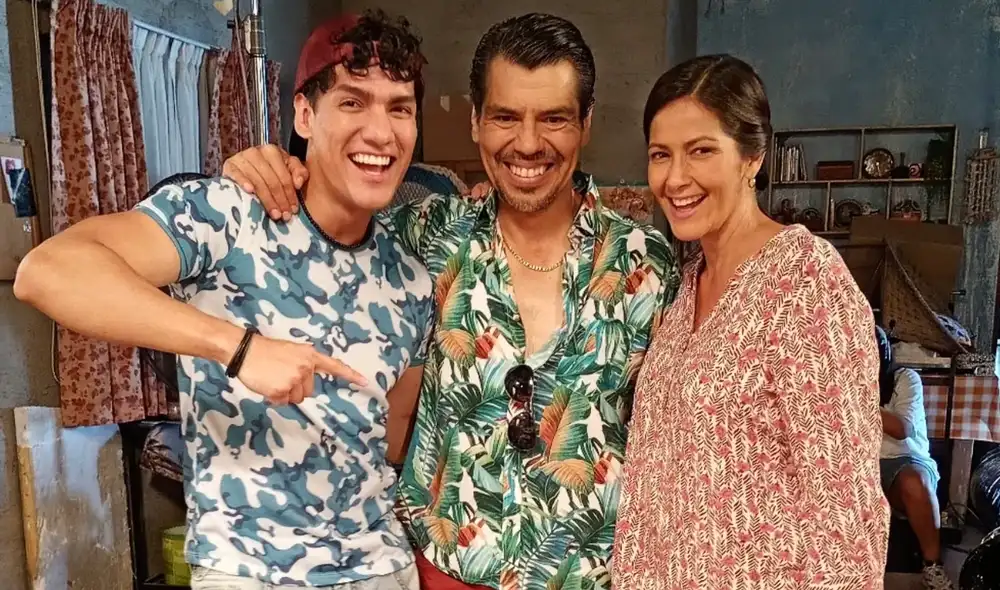 Brahian Labarca debutó en 'Valentina valiente', donde interpreta a Rocky, un joven astuto y carismático. A sus 24 años, el actor destaca por la conexión con sus compañeros, especialmente con Rodrigo Brand. Foto: difusión.