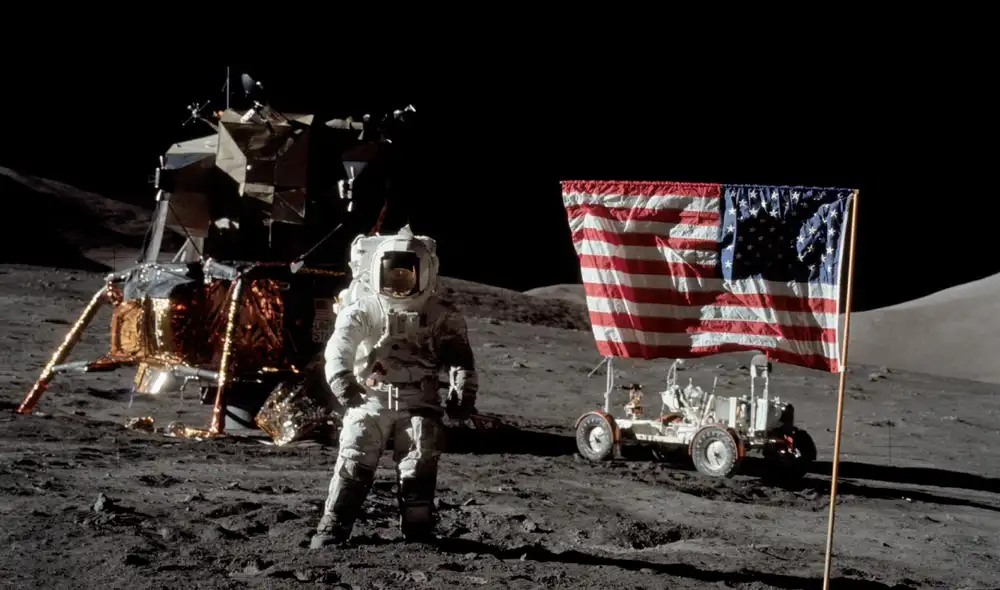 El astronauta Harrison H. Schmitt,  junto al módulo lunar del Apolo 17. Foto: NASA