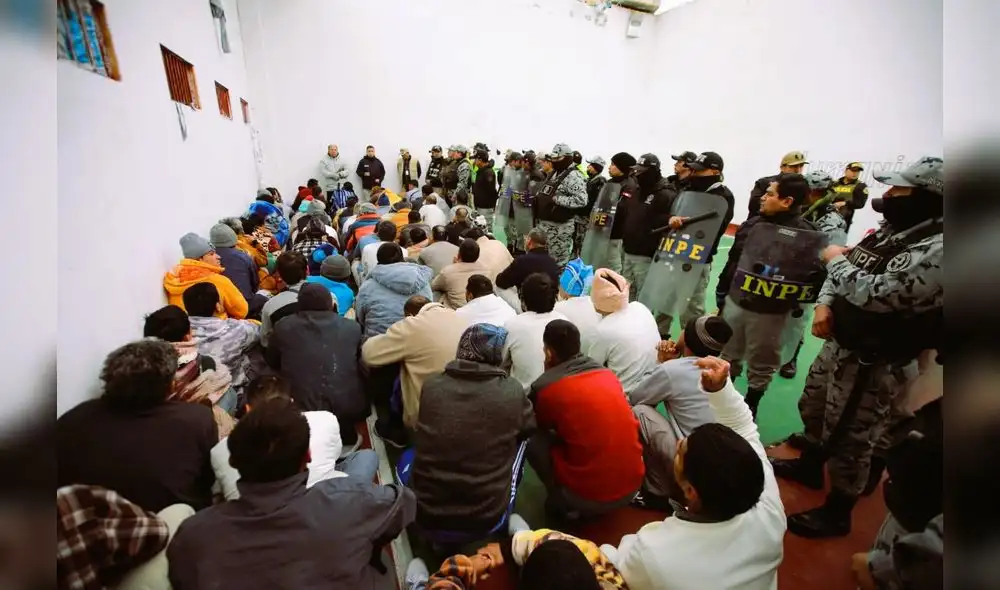 Llega nuevo equipo de 70 agentes al penal de Challapalca Llega nuevo equipo de 70 agentes al penal de Challapalca