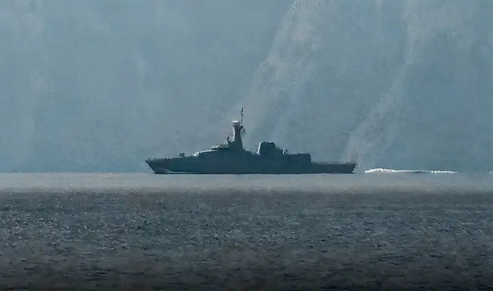 En un breve comunicado, Irán detalló que el barco, identificado como MSC Ishyka, se incendió. En un breve comunicado, Irán detalló que el barco, identificado como MSC Ishyka, se incendió.