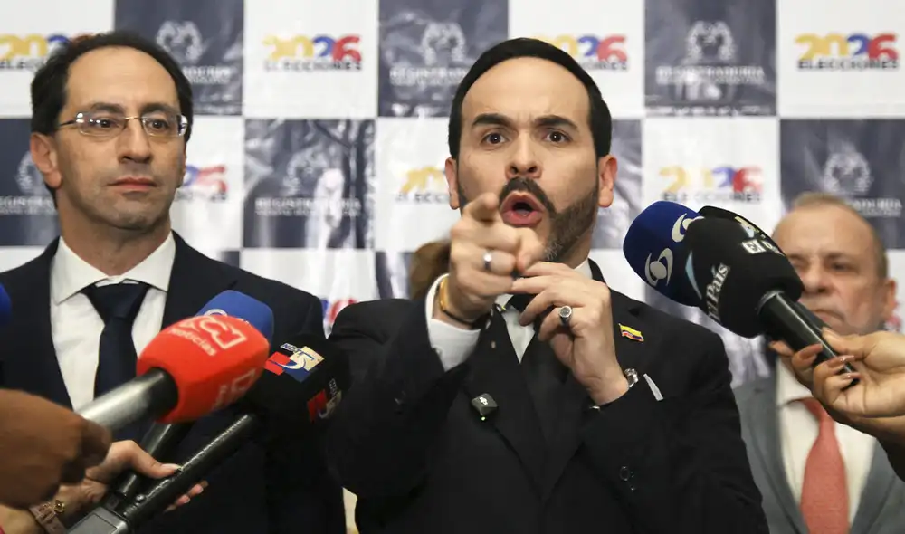 Abelardo de la Espriella, candidato de la derecha en Colombia, anunció que denunciará a Gustavo Petro por presuntas interceptaciones ilegales durante su campaña presidencial. Foto: AFP Abelardo de la Espriella, candidato de la derecha en Colombia, anunció que denunciará a Gustavo Petro por presuntas interceptaciones ilegales durante su campaña presidencial. Foto: AFP