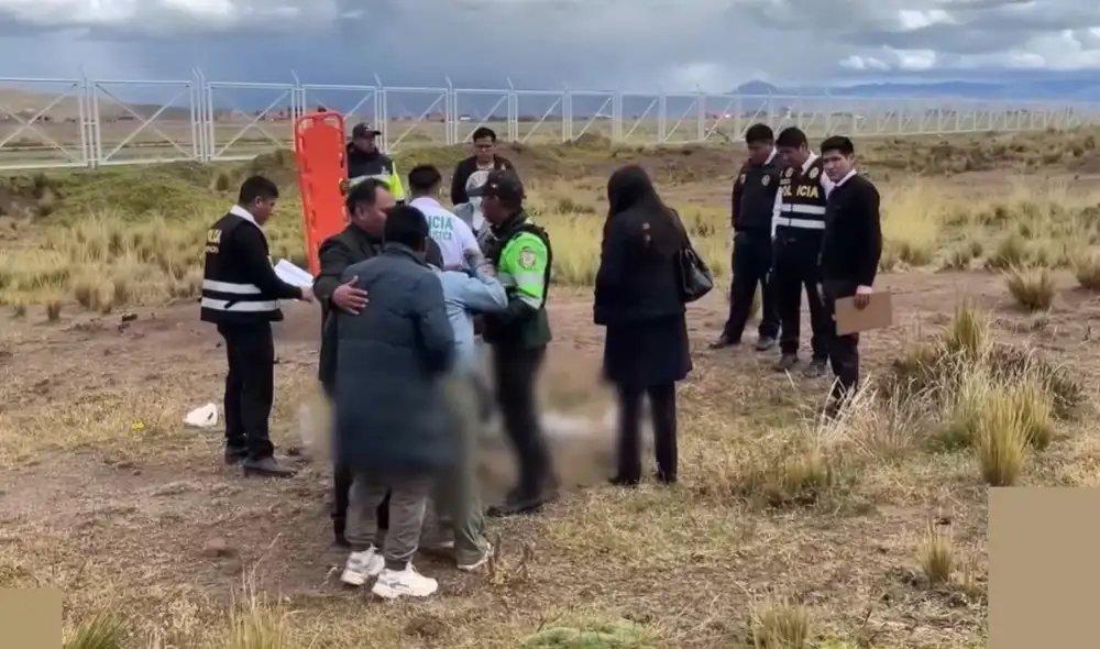 Familiares exigen esclarecer hallazgo de celular en escena de la tragedia en Juliaca Familiares exigen esclarecer hallazgo de celular en escena de la tragedia en Juliaca