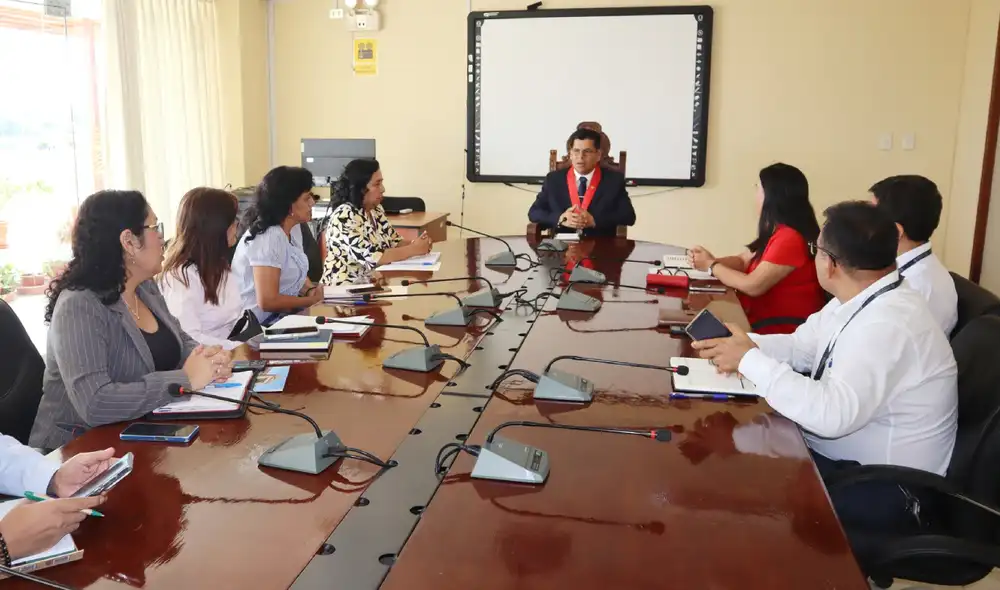 El plan contempla capacitar a operadores de justicia en el uso de herramientas digitales. Fuente: Difusión.