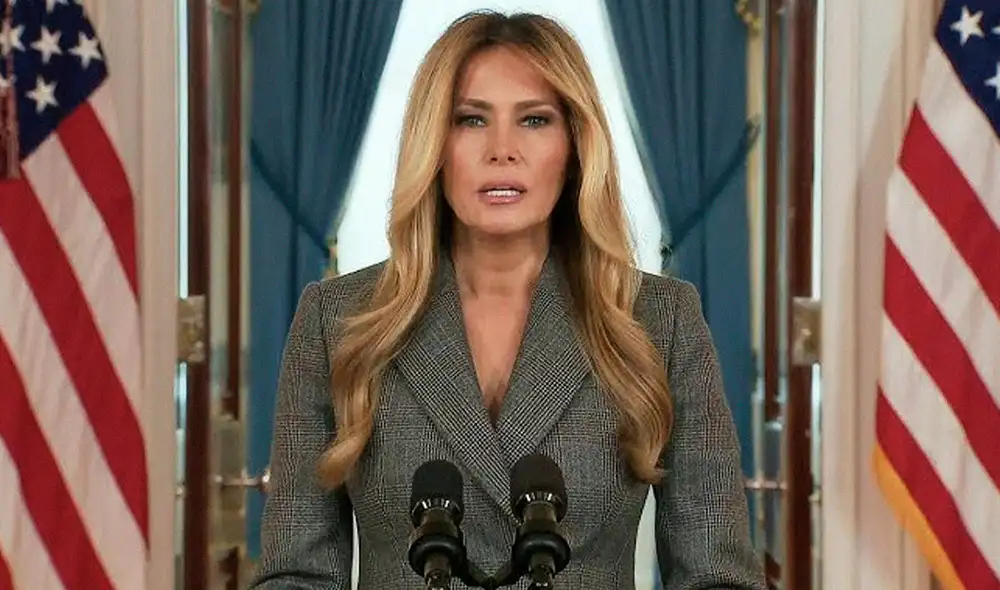 Es la primera vez que la esposa del mandatario Donald Trump habla ante cámaras sobre el sonado caso. Foto: AFP.