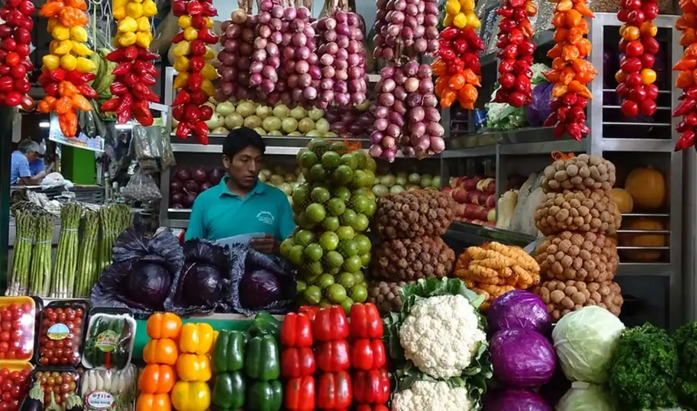 En marzo, el golpe de la inflación se concentró en lo más sensible de la billetera como es movilizarse y comer.