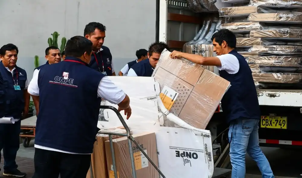Contraloría detectó fallas en la empresa de distribución del material electoral. Foto: Difusión
