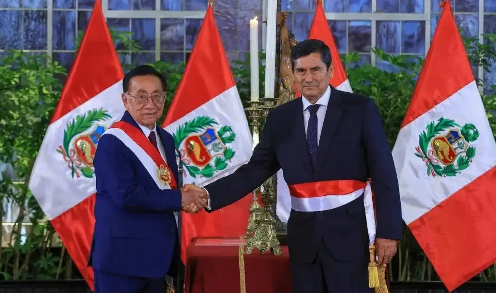 Luis Arroyo solicitará el voto de confianza ante el Congreso en medio del contexto electoral. Foto: difusión