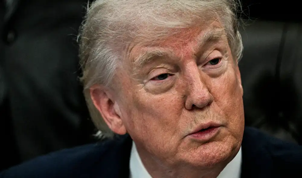 Trump anunció mediante el mismo mensaje que sus representantes se dirigen a Pakistán para negociar. Foto: AFP.