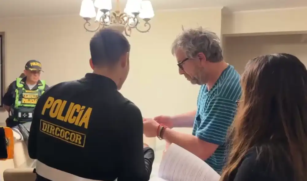 Autoridades realizaron el allanamiento en la vivienda de Piero Corvetto durante la investigación por las elecciones generales.