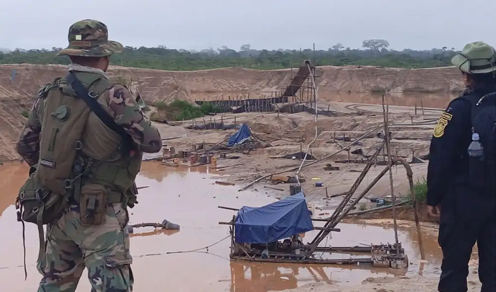 Destrucción de campamentos clandestinos en Madre de Dios: Acción conjunta de la FEMA