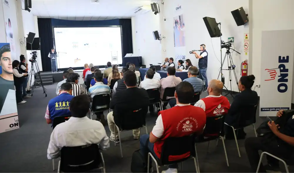 ONPE realizó jornadas informativas sobre el conteo de votos donde los partidos políticos fueron invitados. Foto: ONPE